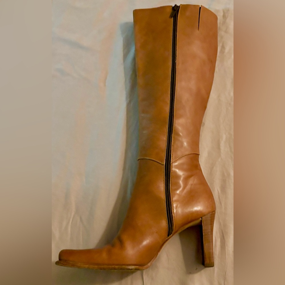 COPY - Charles David Camel Knee High Boot Sixe 6.5